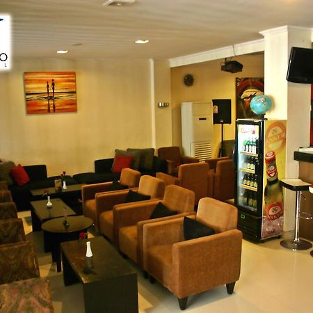 Royal Mamberamo Hotel Sorong Kültér fotó