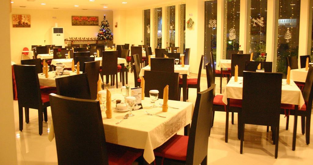 Royal Mamberamo Hotel Sorong Kültér fotó